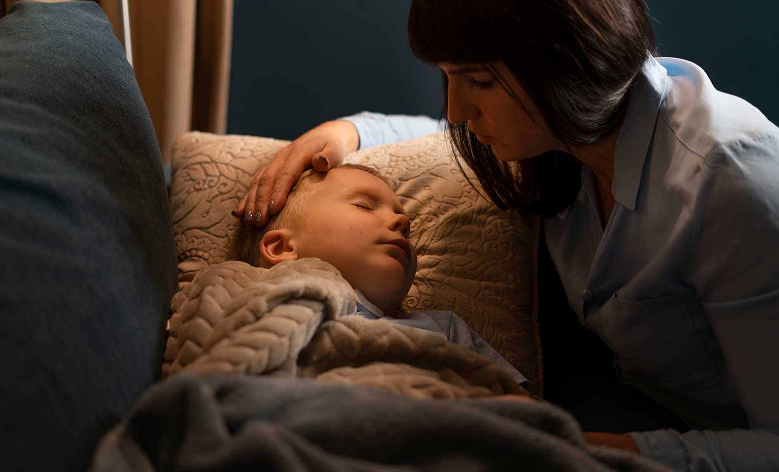when should i keep my child at home guide to symptoms that require a stay outside the nursery eleni bellou corfu